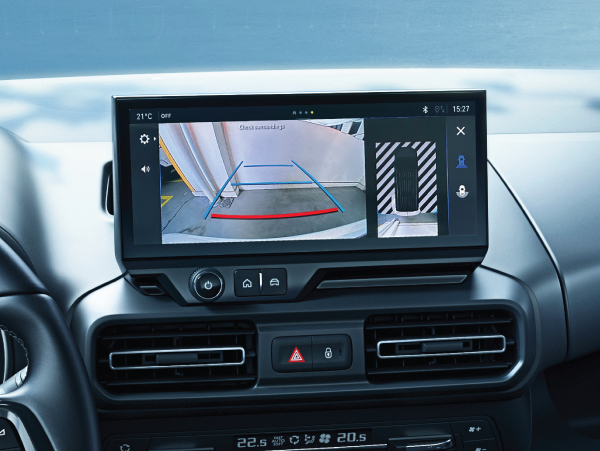 combo e life hd rear view camera 600x451 1 - Combo-e Life