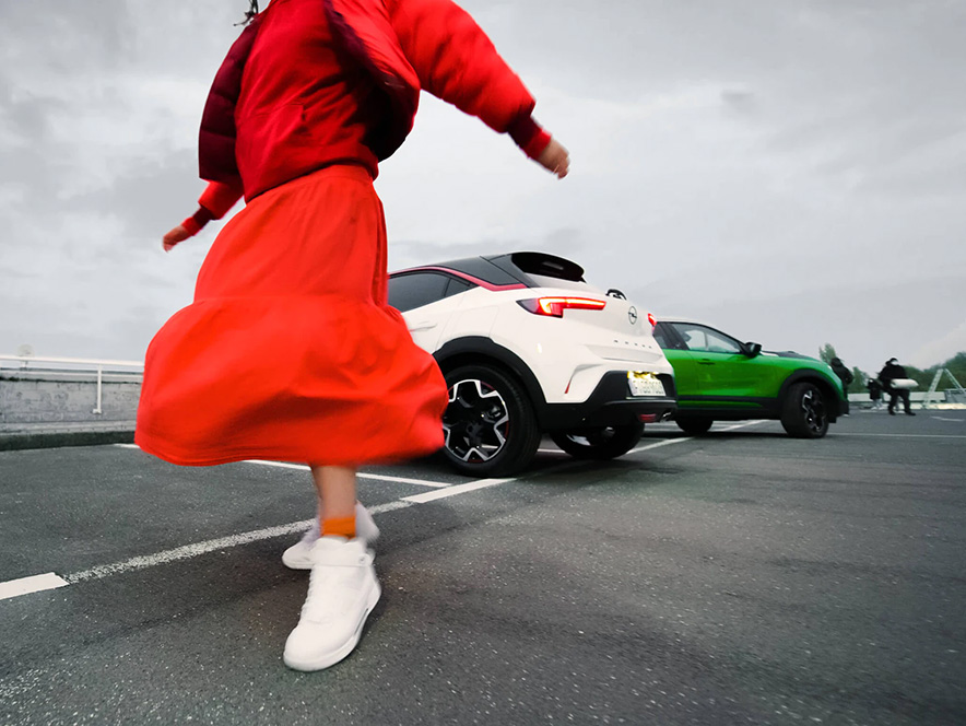 opel e mobility mokka e floating skirt - Charging & Range