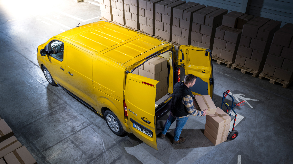 vivaro e loading capacity - Combo-e vs Vivaro-e? Choose the right e-van for your business